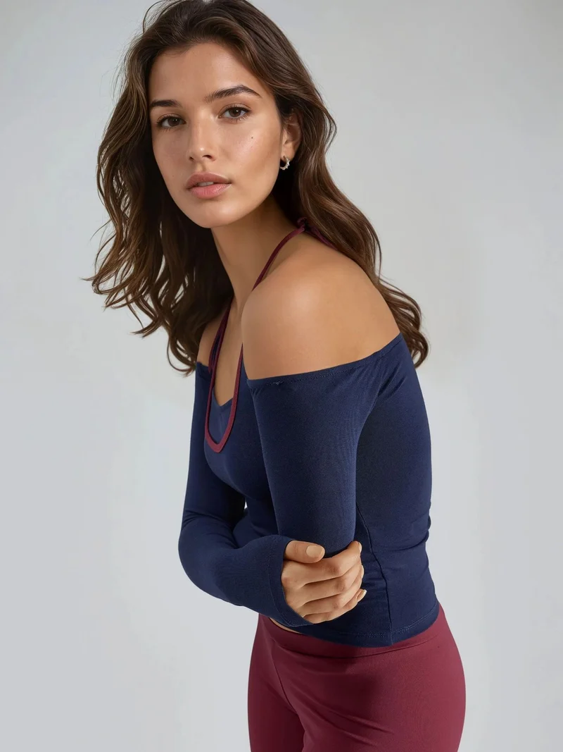 بوسيم BUSEM Slim Fit Knitted Blouse with U Collar and Contrast Binding